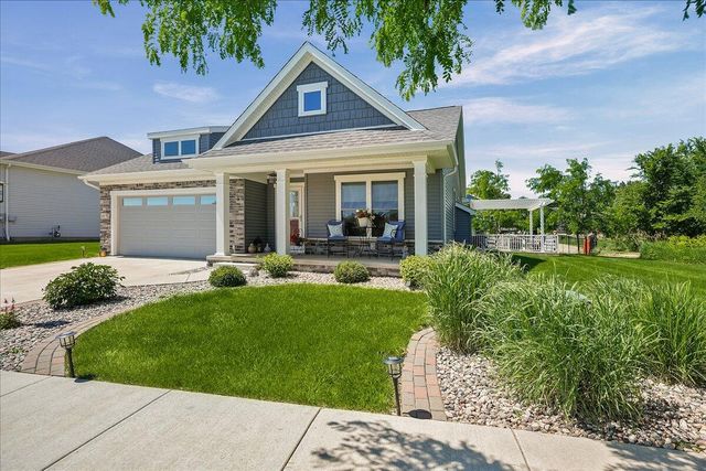 40 N Prairie Parkway, Valparaiso, IN 46385