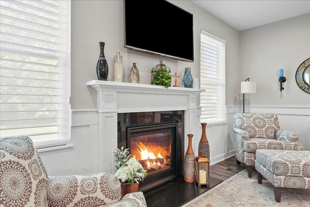 40 N Prairie Parkway, Valparaiso, IN 46385