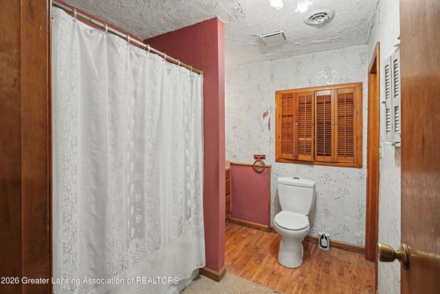 1220 N Edgar Road, Mason, MI 48854