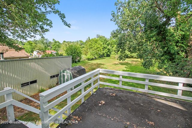 1220 N Edgar Road, Mason, MI 48854