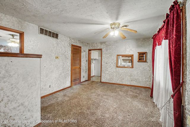 1220 N Edgar Road, Mason, MI 48854
