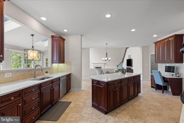 19586 SARATOGA SPRINGS PL, Ashburn, VA 20147