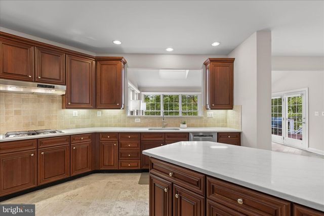 19586 SARATOGA SPRINGS PL, Ashburn, VA 20147