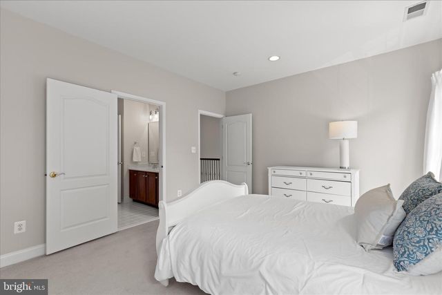 19586 SARATOGA SPRINGS PL, Ashburn, VA 20147