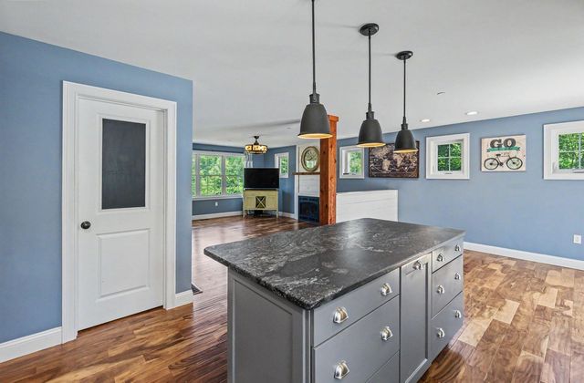11 Lorden Road, New Boston, NH 03070