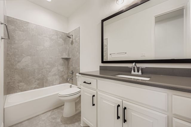 2100 Firewheel Pasture Lane, Mansfield, TX 76063