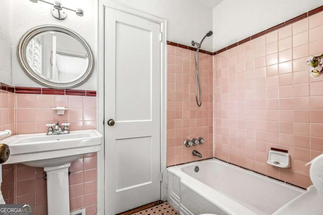 30 Lakeshore Drive, Avondale Estates, GA 30002