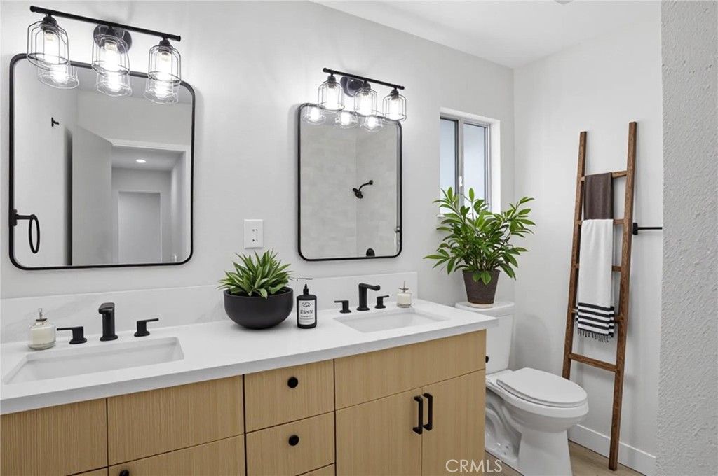 Image 27 of property listing at 41674 Mayberry Avenue, Hemet, CA 92544