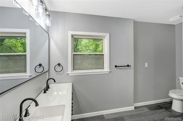 9353 Old Lee Road, Green Oak Township, MI 48116