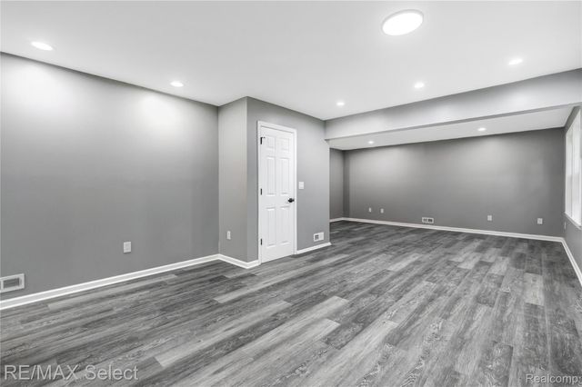 9353 Old Lee Road, Green Oak Township, MI 48116