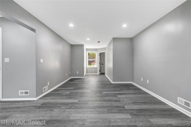 9353 Old Lee Road, Green Oak Township, MI 48116