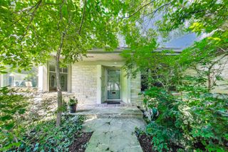 1295 Sunview Lane, Winnetka, IL 60093