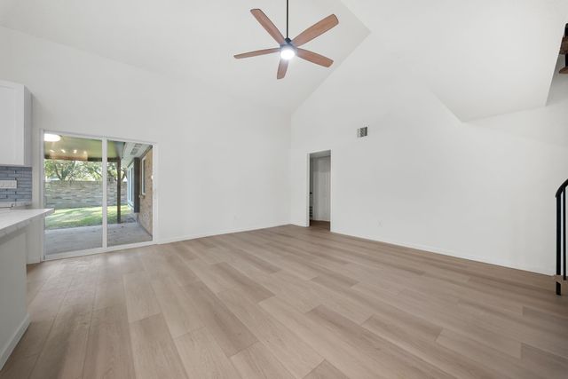 1910 Brushy Creek Drive, Sugar Land, TX 77478