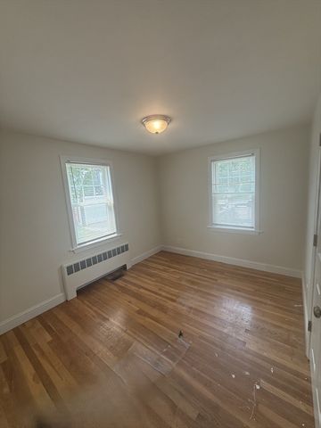 250 Main Street SF, Wayland, MA 01778