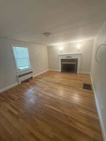 250 Main Street SF, Wayland, MA 01778