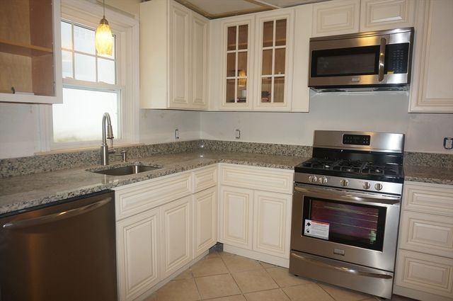 250 Main Street SF, Wayland, MA 01778