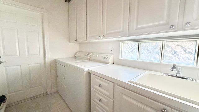 2590 Kittbuck Way, West Palm Beach, FL 33411