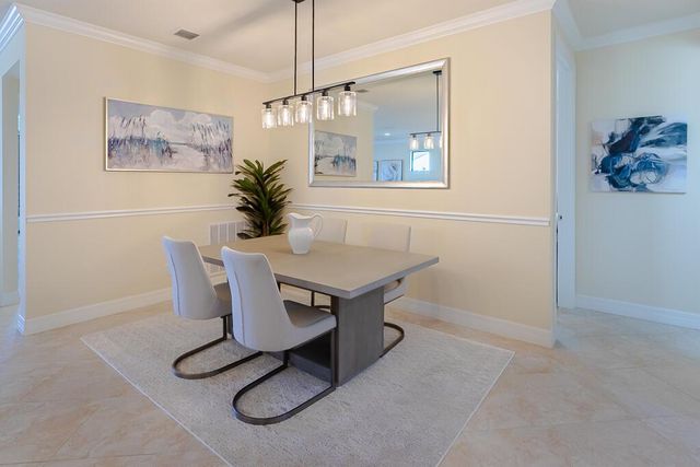 221 SE Longview Drive, Port St. Lucie, FL 34984