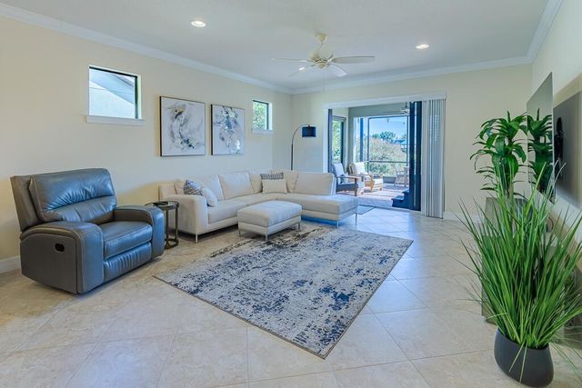221 SE Longview Drive, Port St. Lucie, FL 34984