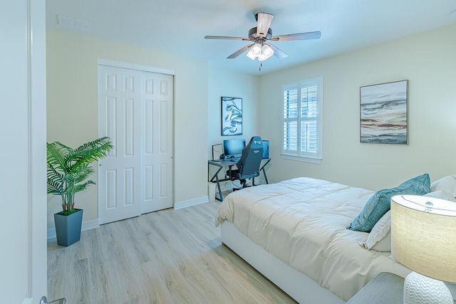 221 SE Longview Drive, Port St. Lucie, FL 34984