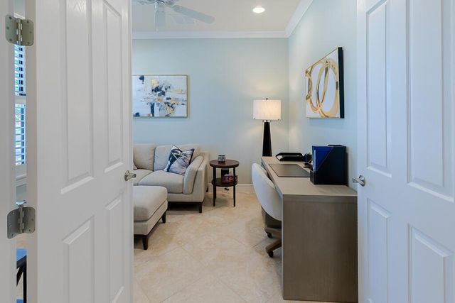 221 SE Longview Drive, Port St. Lucie, FL 34984