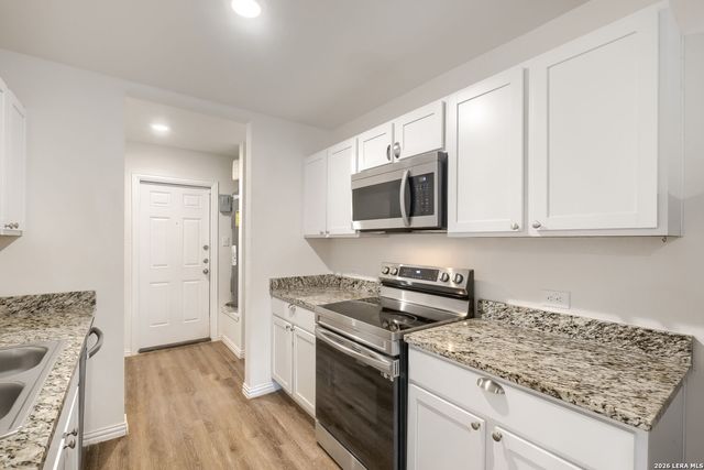 707 Sewanee St, San Antonio, TX 78210