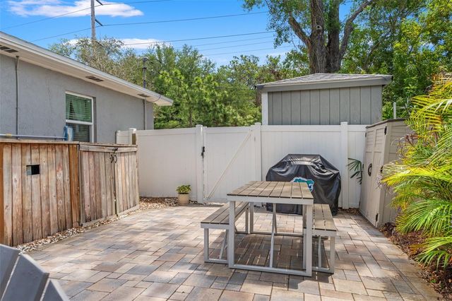 4202 W PALMIRA AVENUE, Tampa, FL 33629