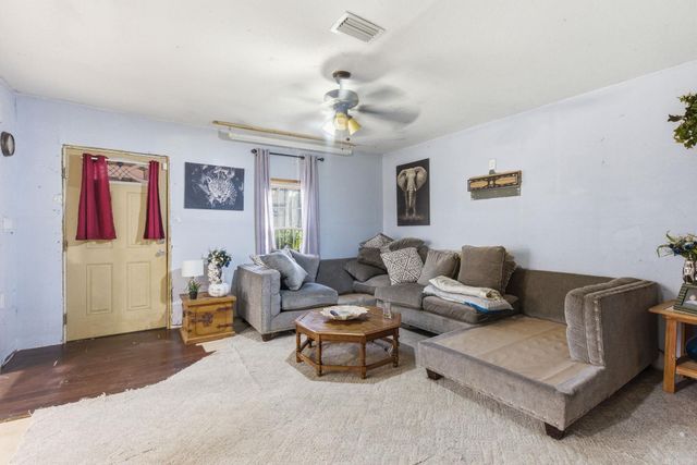 4724 W 26th Street, Little Rock, AR 72204