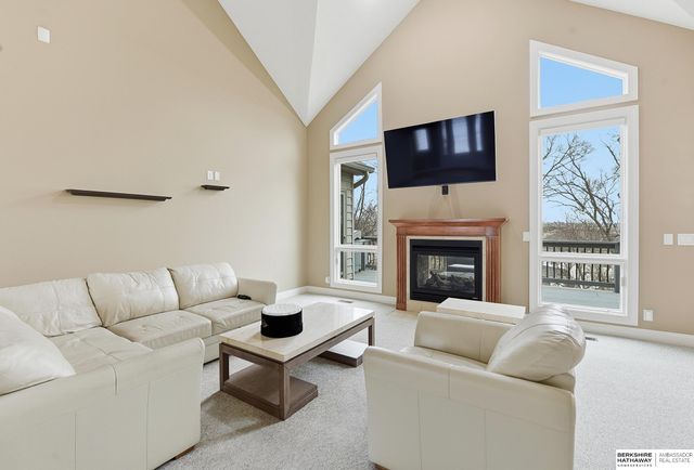 1711 S 213th Street, Elkhorn, NE 68022