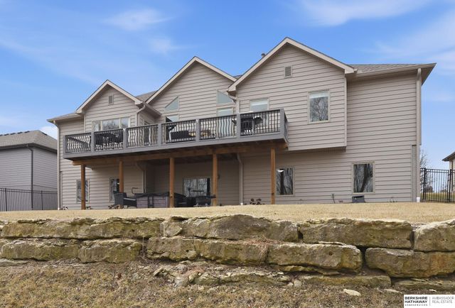 1711 S 213th Street, Elkhorn, NE 68022