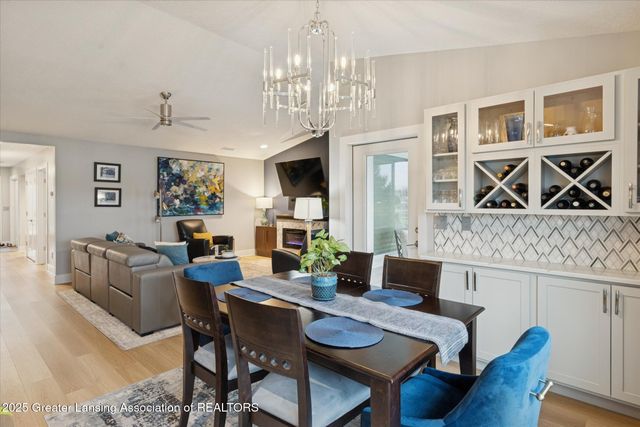 3893 Quarterhorse, East Lansing, MI 48823