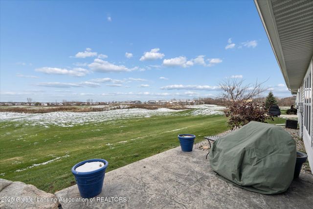 3893 Quarterhorse, East Lansing, MI 48823