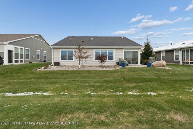 3893 Quarterhorse, East Lansing, MI 48823