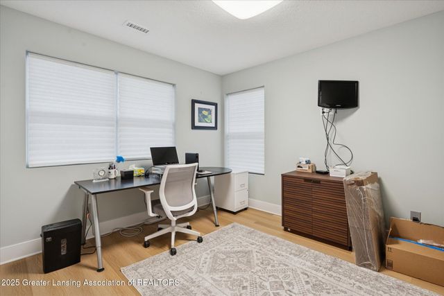 3893 Quarterhorse, East Lansing, MI 48823