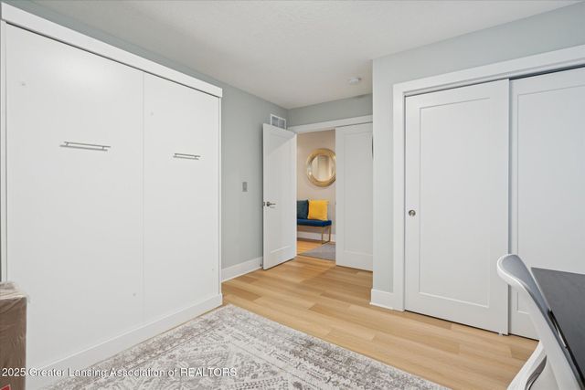 3893 Quarterhorse, East Lansing, MI 48823