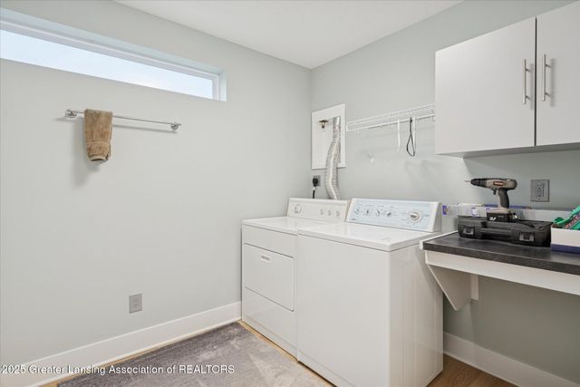 3893 Quarterhorse, East Lansing, MI 48823