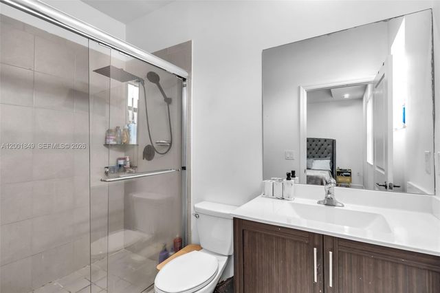 21444 NE 2nd Path, Miami, FL 33179