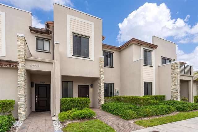 21444 NE 2nd Path, Miami, FL 33179