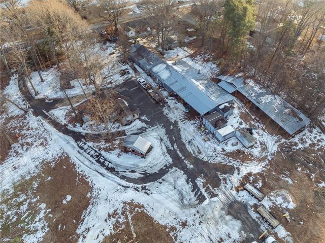 930 Walker Street, Reidsville, NC 27320