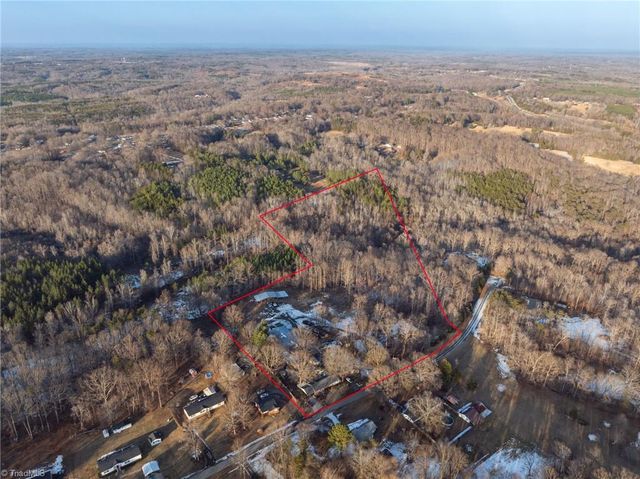 930 Walker Street, Reidsville, NC 27320