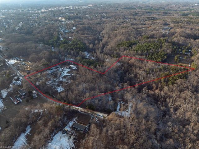 930 Walker Street, Reidsville, NC 27320