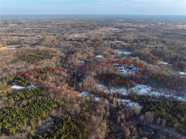 930 Walker Street, Reidsville, NC 27320