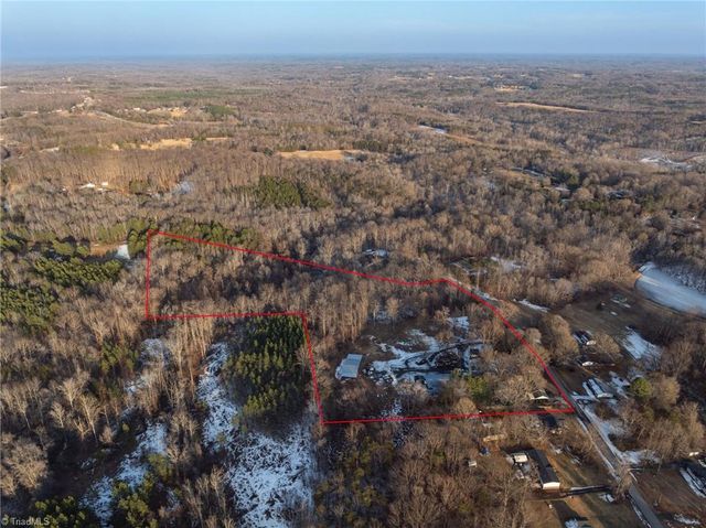 930 Walker Street, Reidsville, NC 27320