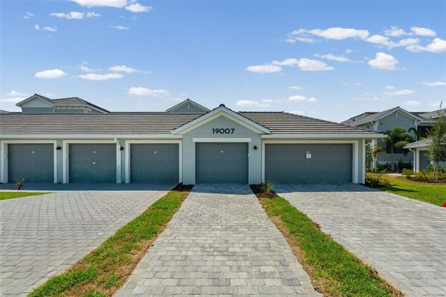 19007 SCALLOP LOOP 108, Lakewood Ranch, FL 34202