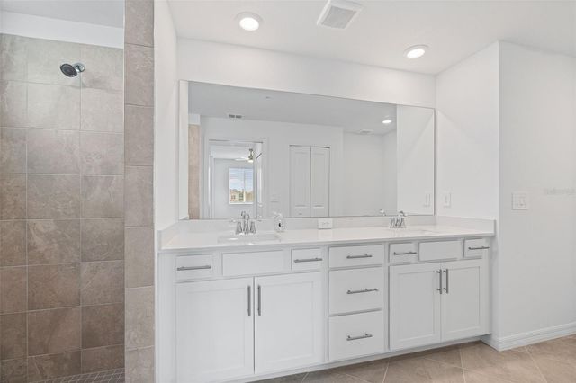 19007 SCALLOP LOOP 108, Lakewood Ranch, FL 34202