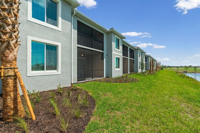 19007 SCALLOP LOOP 108, Lakewood Ranch, FL 34202