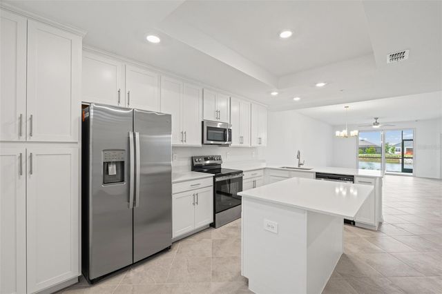 19007 SCALLOP LOOP 108, Lakewood Ranch, FL 34202