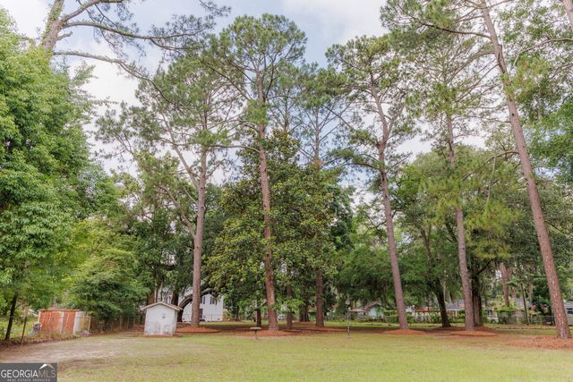 503 Dyches Drive, Savannah, GA 31406