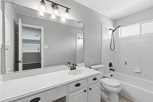 4321 Avebury Drive, Plano, TX 75024