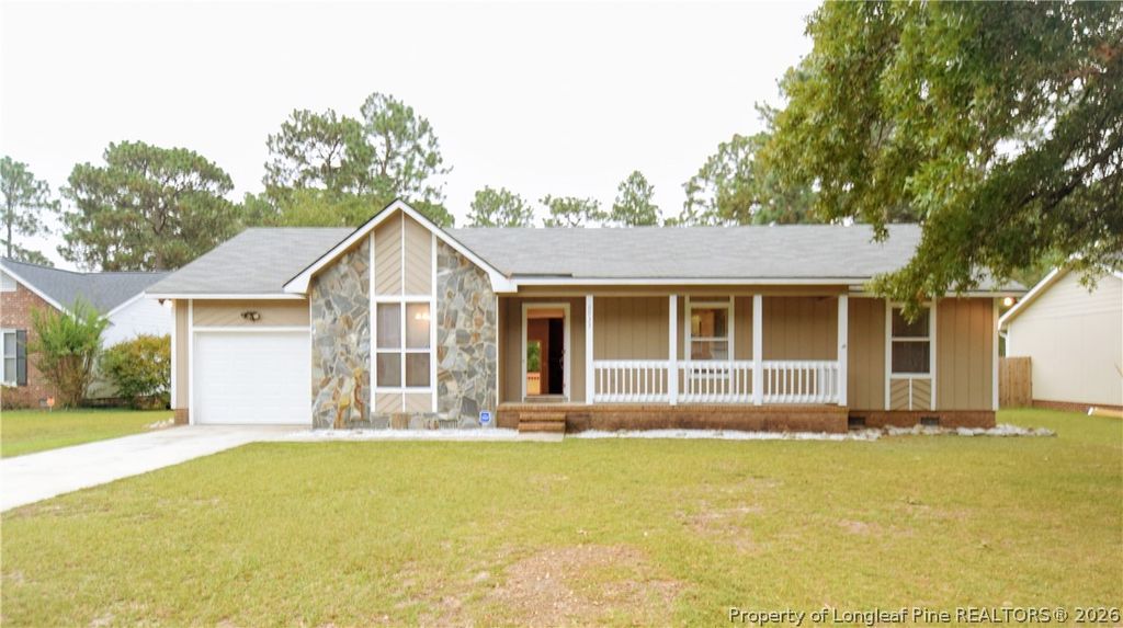 6933 Woodmark Drive, Fayetteville, NC 28314